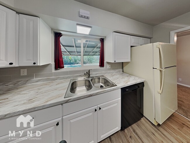 Photo - 1325 S Ingalls St