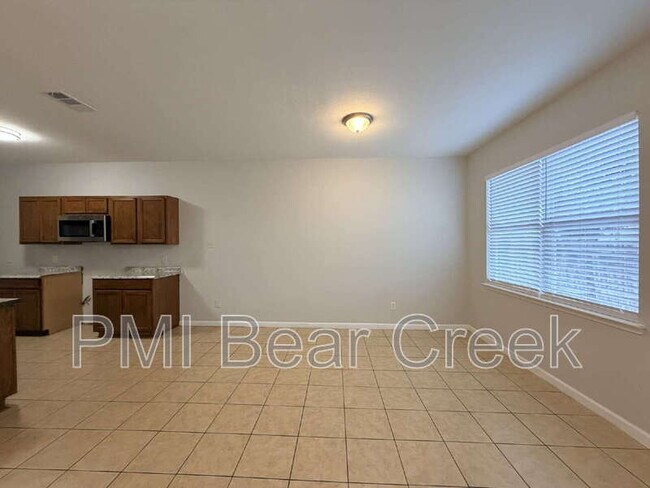 Photo - 6407 Waldron Dr Unit B
