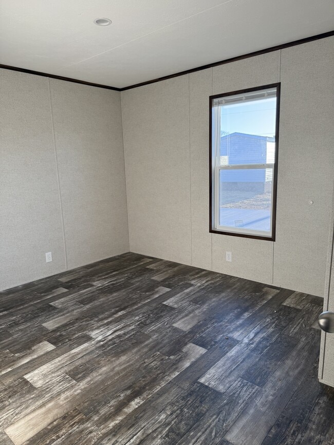 Photo - 501 Mercedes St