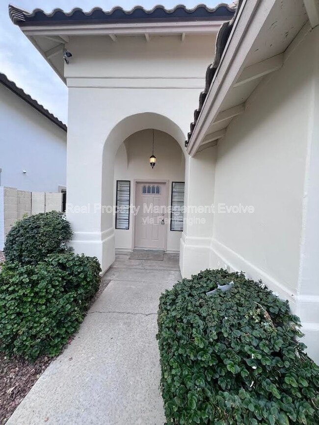 Photo - 1205 East Michigan Ave