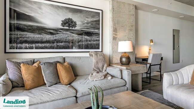 Photo - 221 Main St N Unidad 1408.1410235