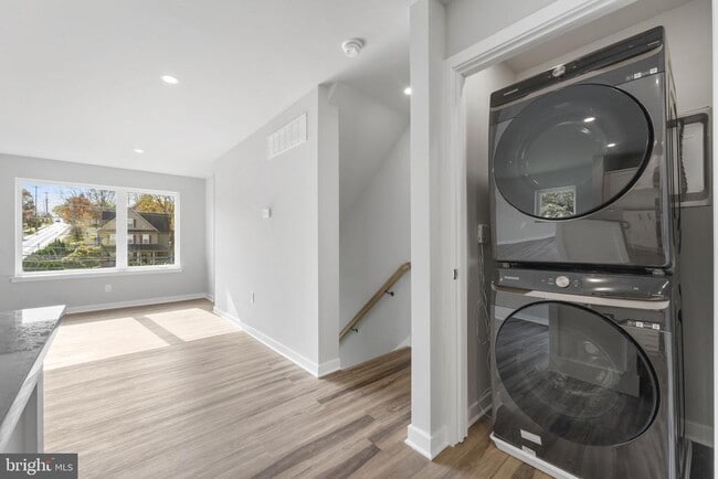 Photo - 153 Old Lincoln Hwy