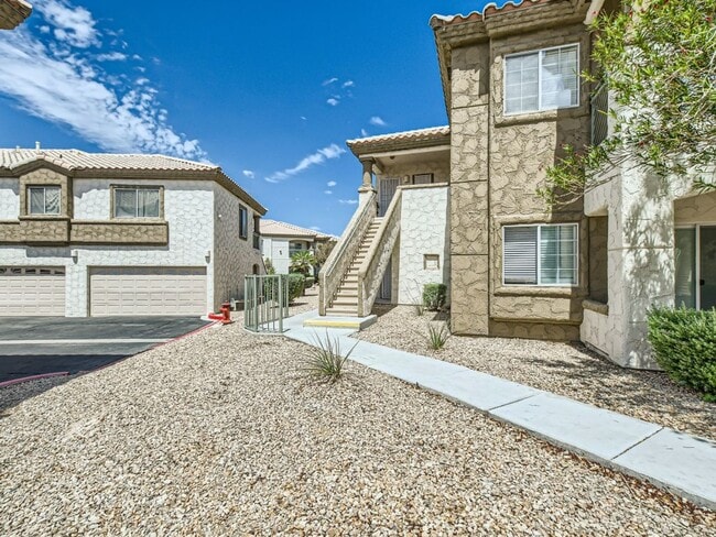 Photo - AMAZING COMPLETELY REMODELED CONDO IN NW