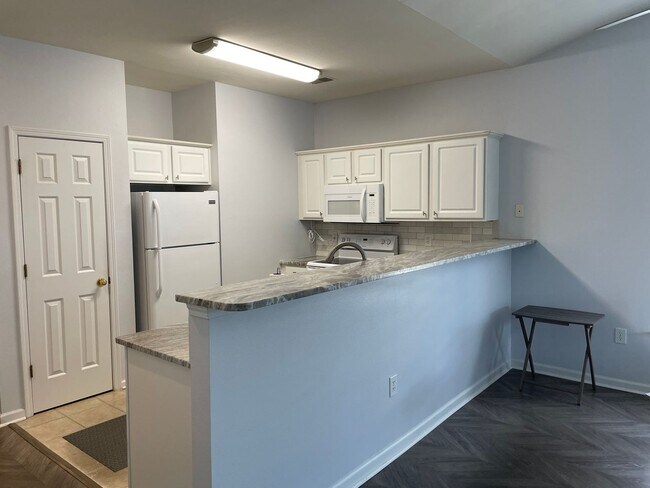 Photo - 3 Bedroom 2 Bath Condo in Sandpiper Bay/Sunset Village Unit GE968 TPP