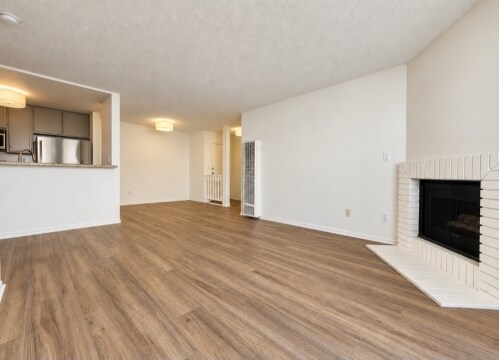 1410 Wellesley Ave