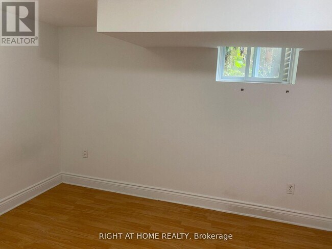 Photo - 36 Newton Dr