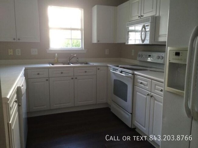 Photo - 2316 Kings Gate Ln