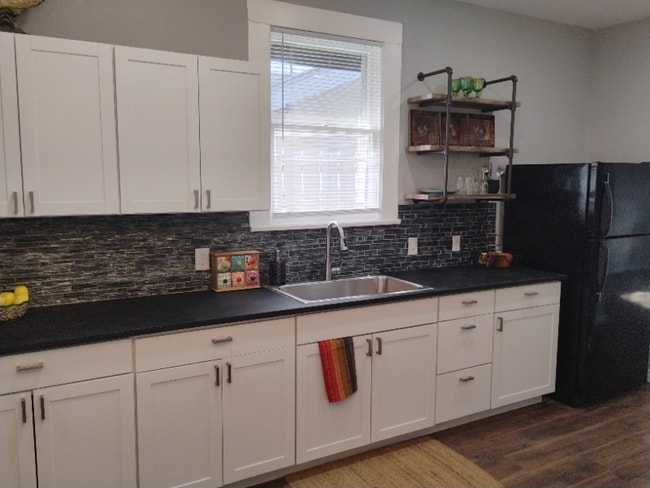 Photo - 1120 Rigsby Ave Unit 1