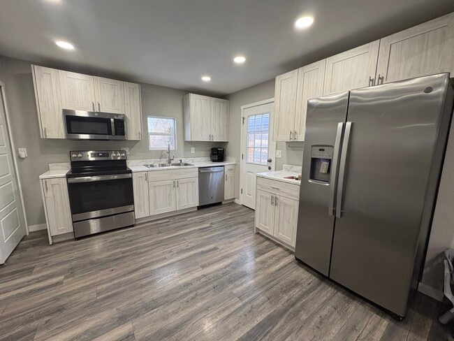 Photo - 1216 Richards Ave