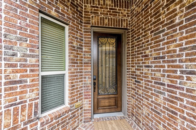 Photo - 4906 Augusta Pointe Ct