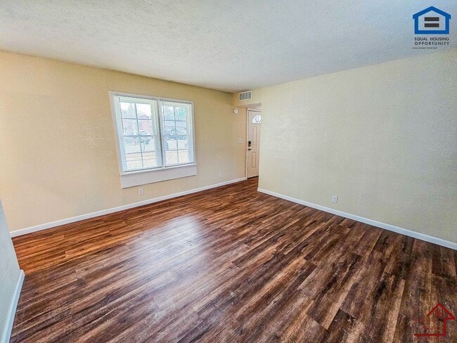 Photo - 1936 Bouton Bend