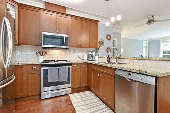 Photo - 32729-32729 Garibaldi Dr