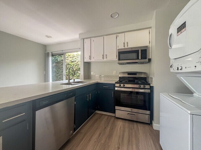 Photo - 4236 W 129th St