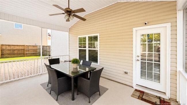 Photo - 3541 Castlefield Ln