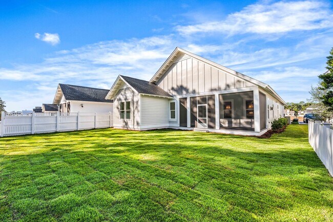 Photo - 101 Pollard Cv E