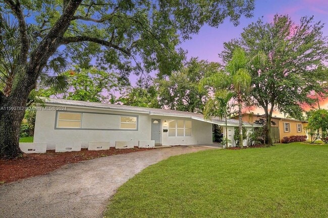 Building Photo - 6880 SW 5th Ct Rental