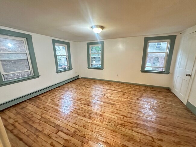 Photo - 56 7th St Unit 1