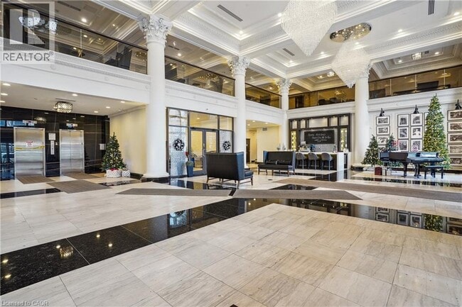 Photo - 118 King St E Unit 522