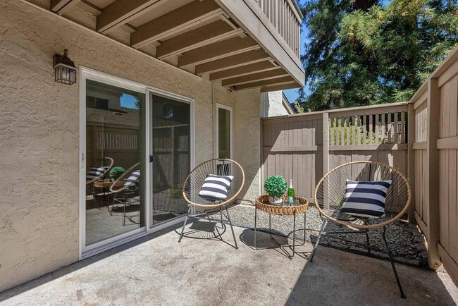 Photo - 19304 Vineyard Ln