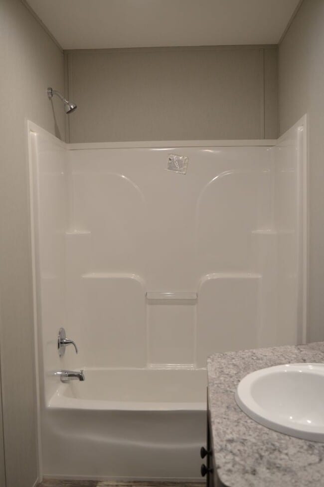 Photo - 100 Garlington Cir