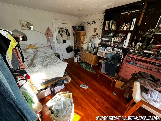 100 W Adams St Unit 2