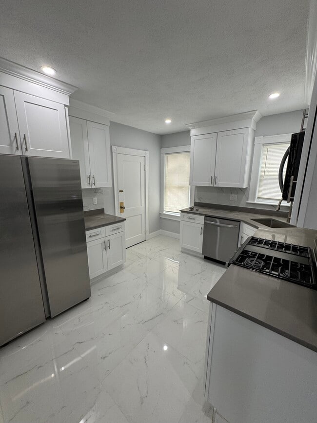 Photo - 14 Hamilton Rd Unit 1a