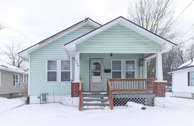 Building Photo - Cozy 2 Bed, 1 Bath!