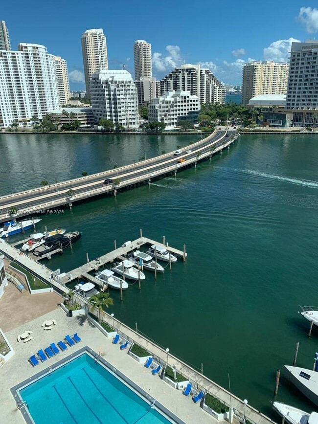 Photo - 905 Brickell Bay Dr Condo Unit 1431