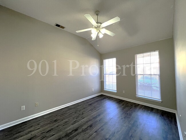 Photo - 9851 Maggie Woods Pl