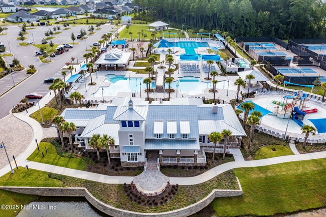 Photo - 121 Thistleton Wy