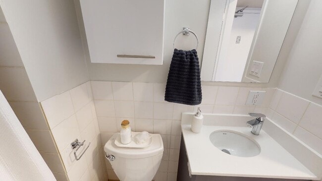 Photo - 1461 Harwood