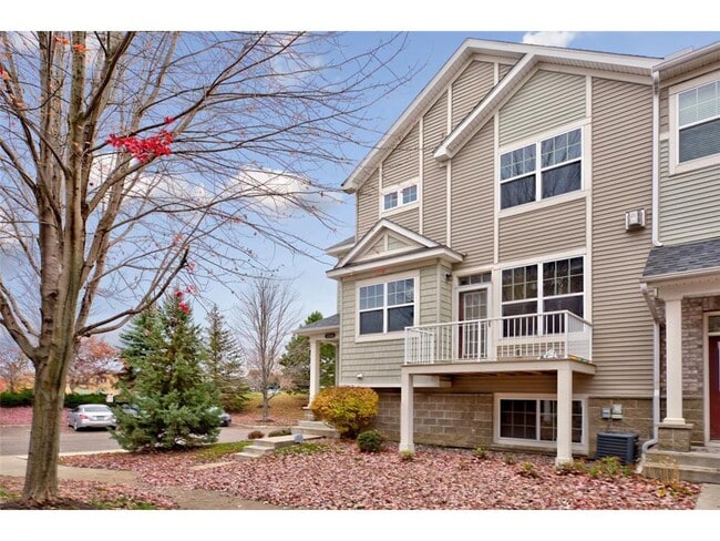 Building Photo - 17141 72nd Ave N