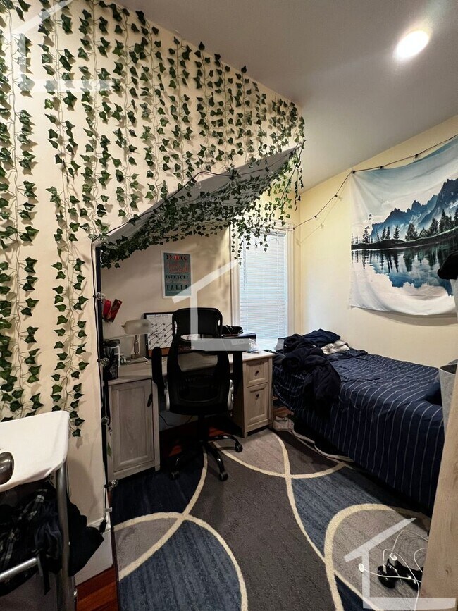 Photo - Nice 3 bed in Dorchester