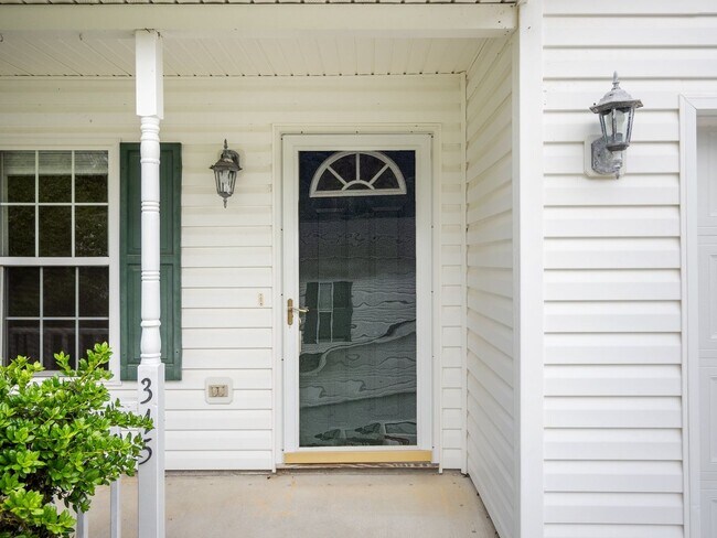 Photo - Welcome to Winners Circle!