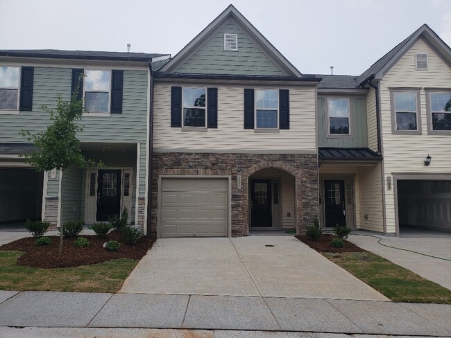 Building Photo - 3BD/2.5BA townhome w/ garage in Flowers Plantation in Clayton!