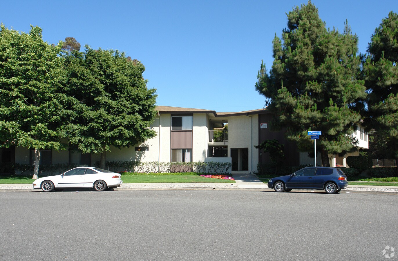 Crescentwood Apartments - Crescentwood Apartments