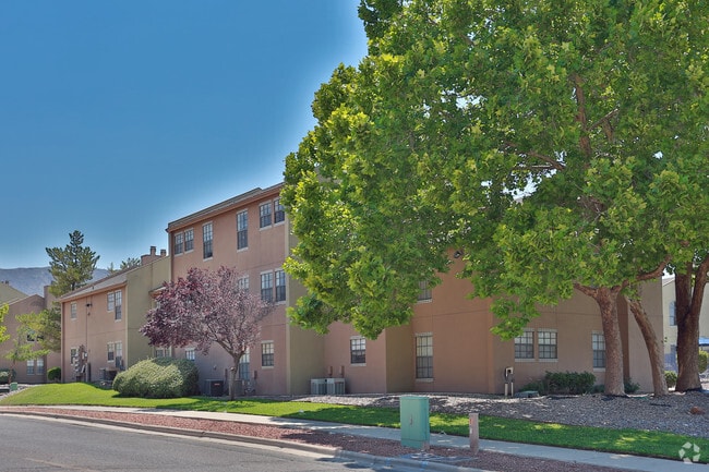 La Mesa Apartments - La Mesa Apartments