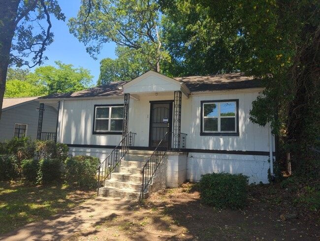4 Bedroom Glenwood House - 4 Bedroom Glenwood House