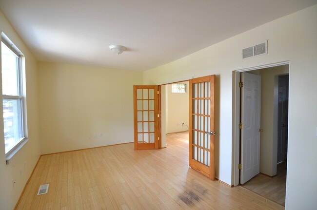 Photo - 4213 Brownway Ave