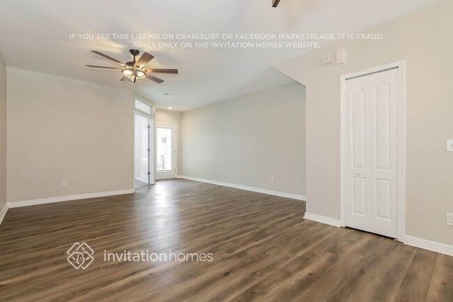 Photo - 15792 Fishhawk Falls Dr