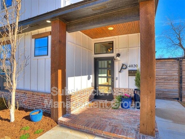 Building Photo - 4020 N Military Ave