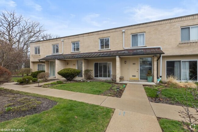 Building Photo - 3 bedroom in Glencoe IL 60022 Rental