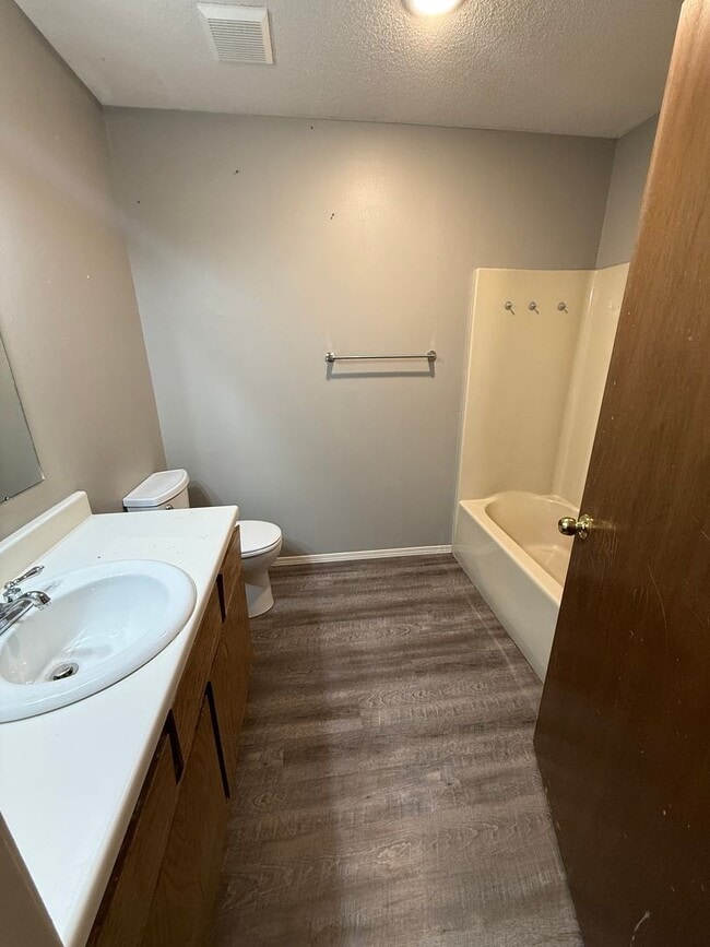 Photo - 1309 Grand Oak Dr