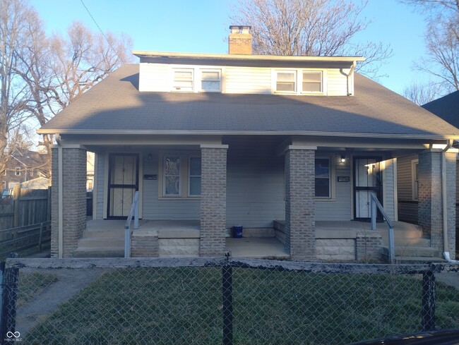 Photo - 1839 N Dexter St House