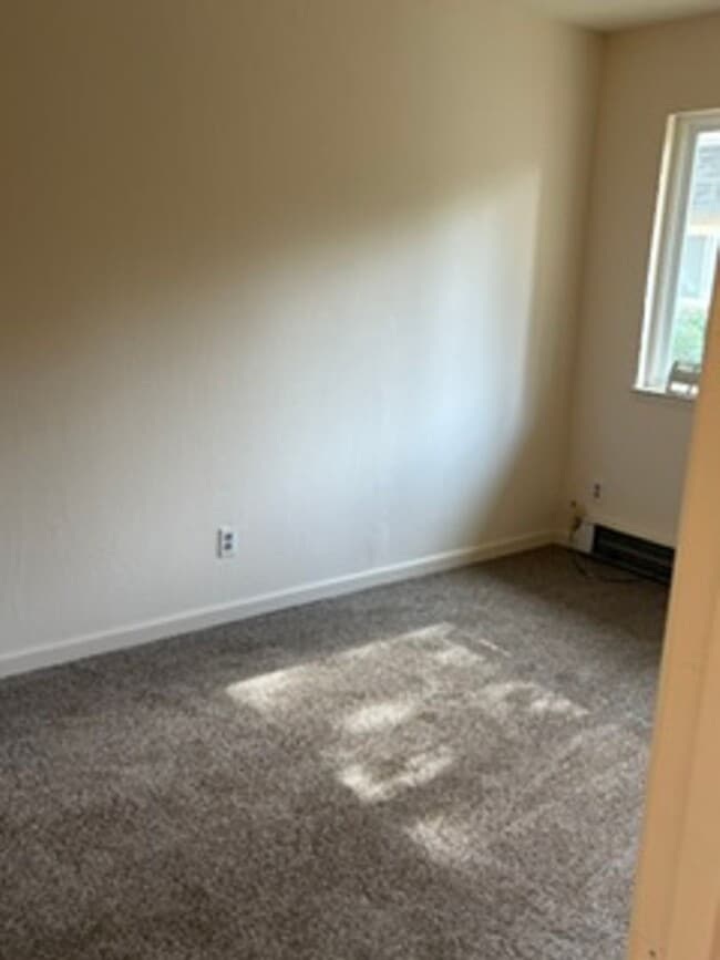 Photo - 825 Southwood Blvd