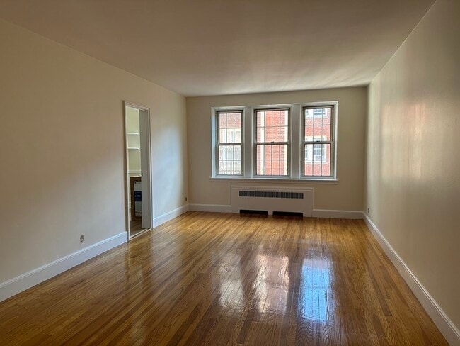 Building Photo - 24 Concord Ave Unit 110 Rental
