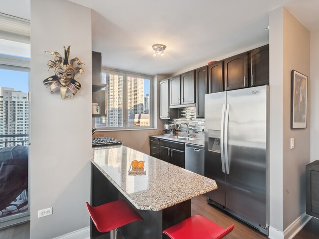 Photo - 600 N Dearborn St Condo Unit 1611