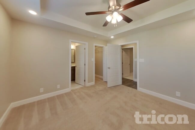 Photo - 1080 Dublin Dr