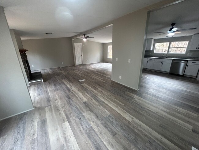 Photo - 1362 Winterwood Rd