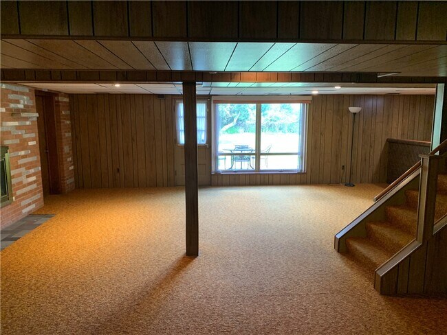 Photo - 20 Pine Hill Dr